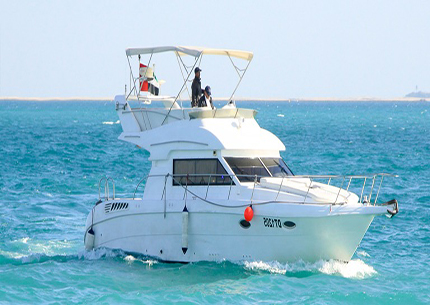 Luxury Yacht 45 Feet