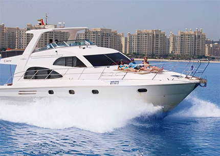 Luxury Yacht 65 Feet